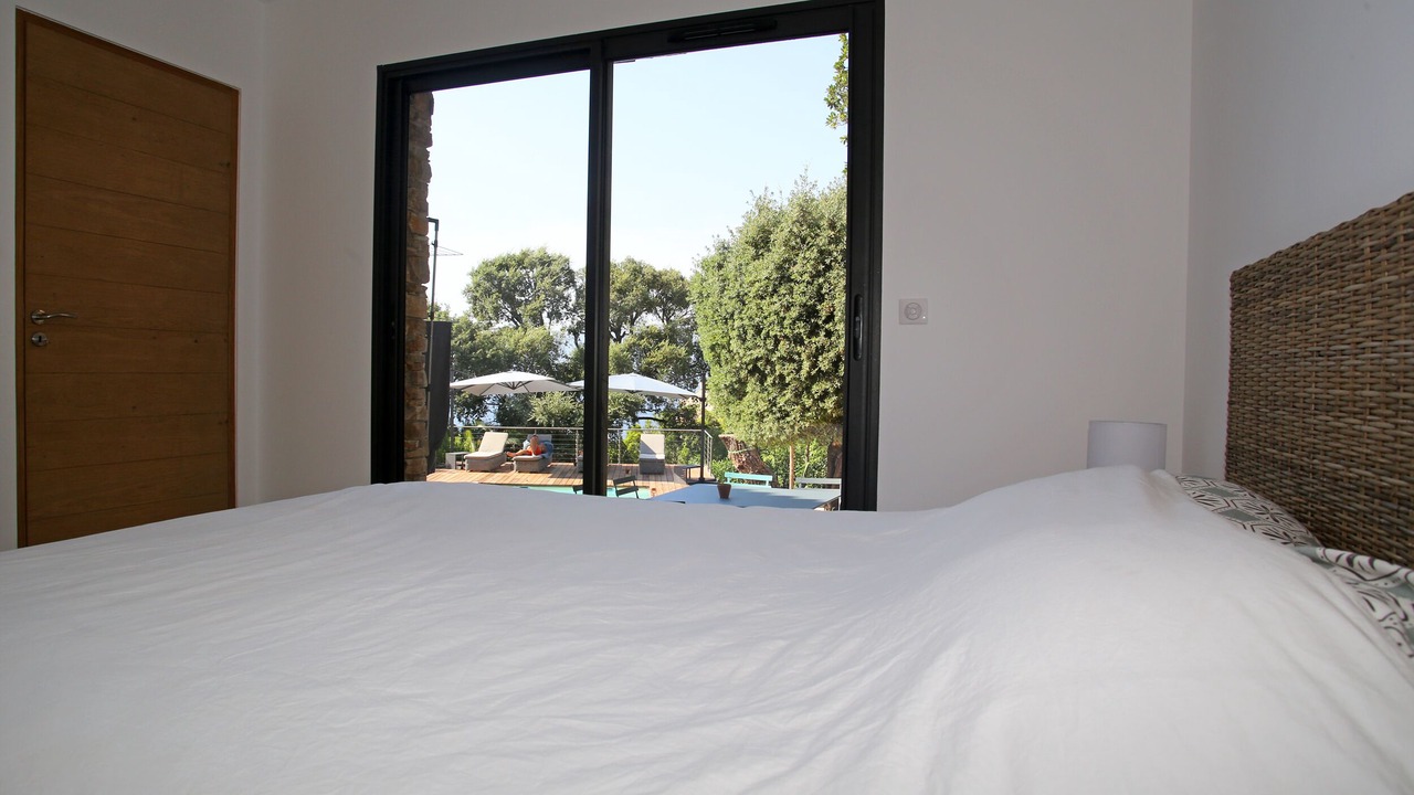 Photo of Bedroom in Porticcio