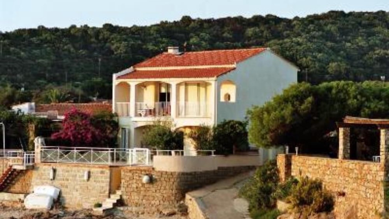 Photo of Others in Isolella