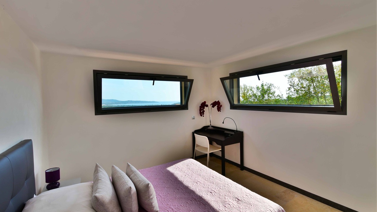 Photo of Bedroom in Cirendinu