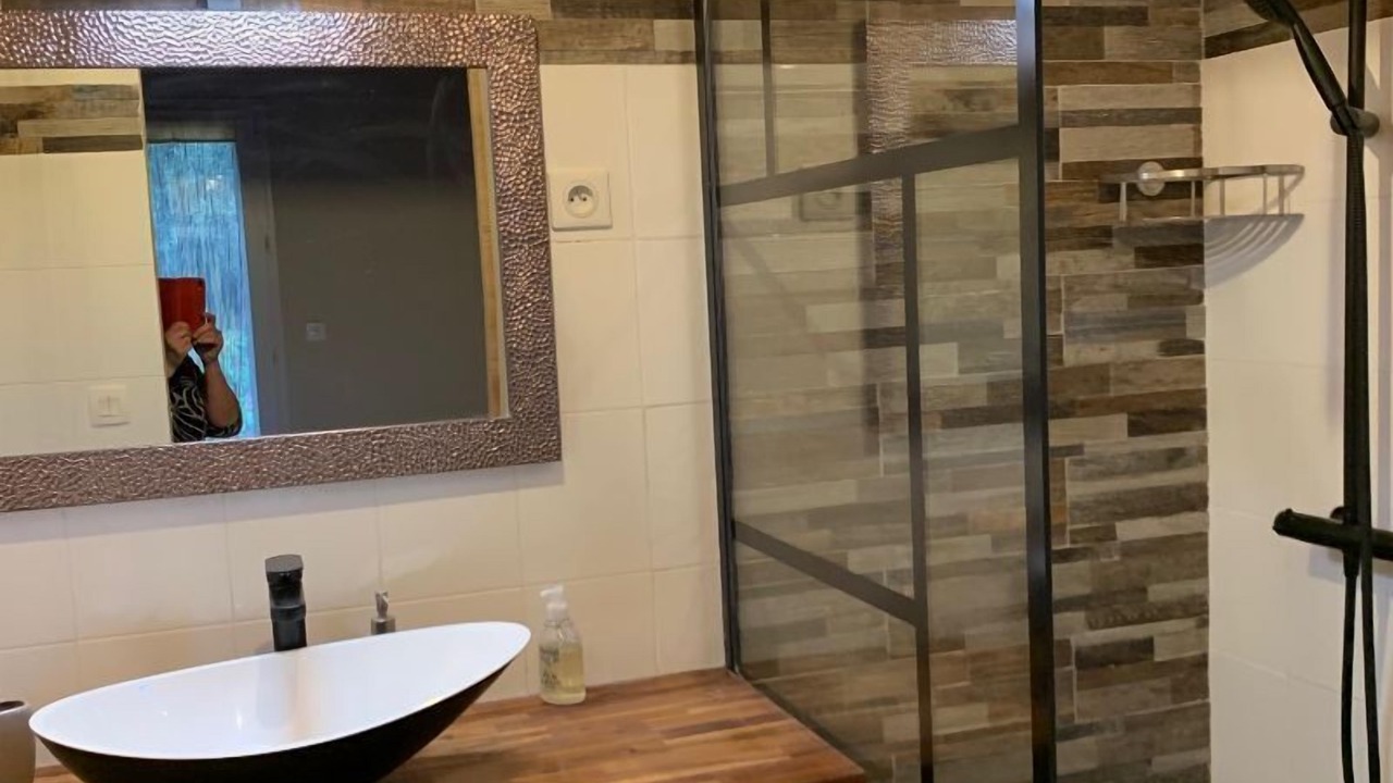 Photo of Bathroom in Solaro