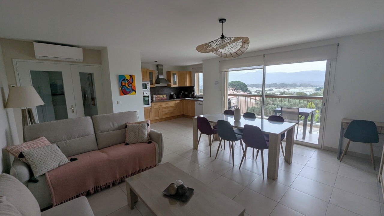 Photo of Livingroom in Porto-Vecchio