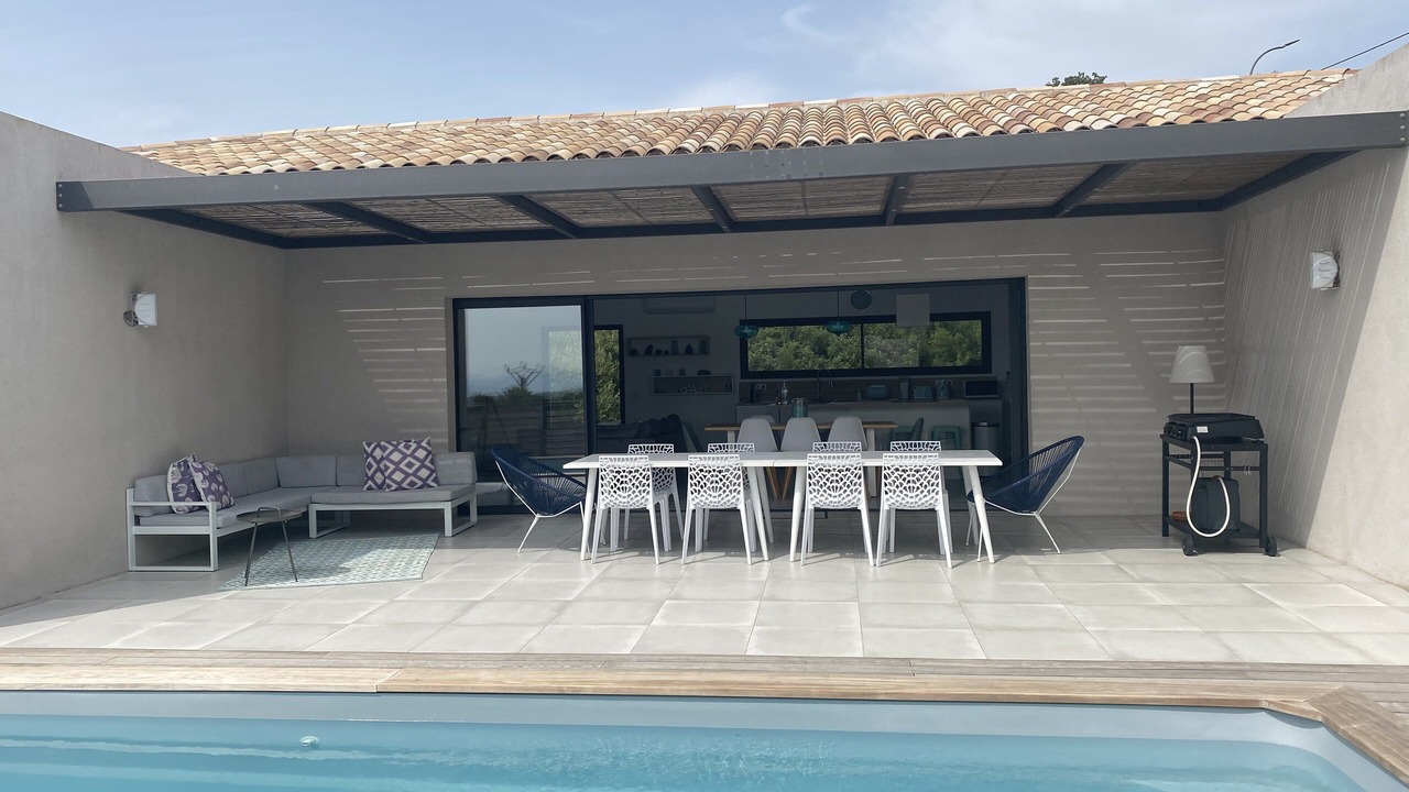 Photo of Outdoor in Cirendinu