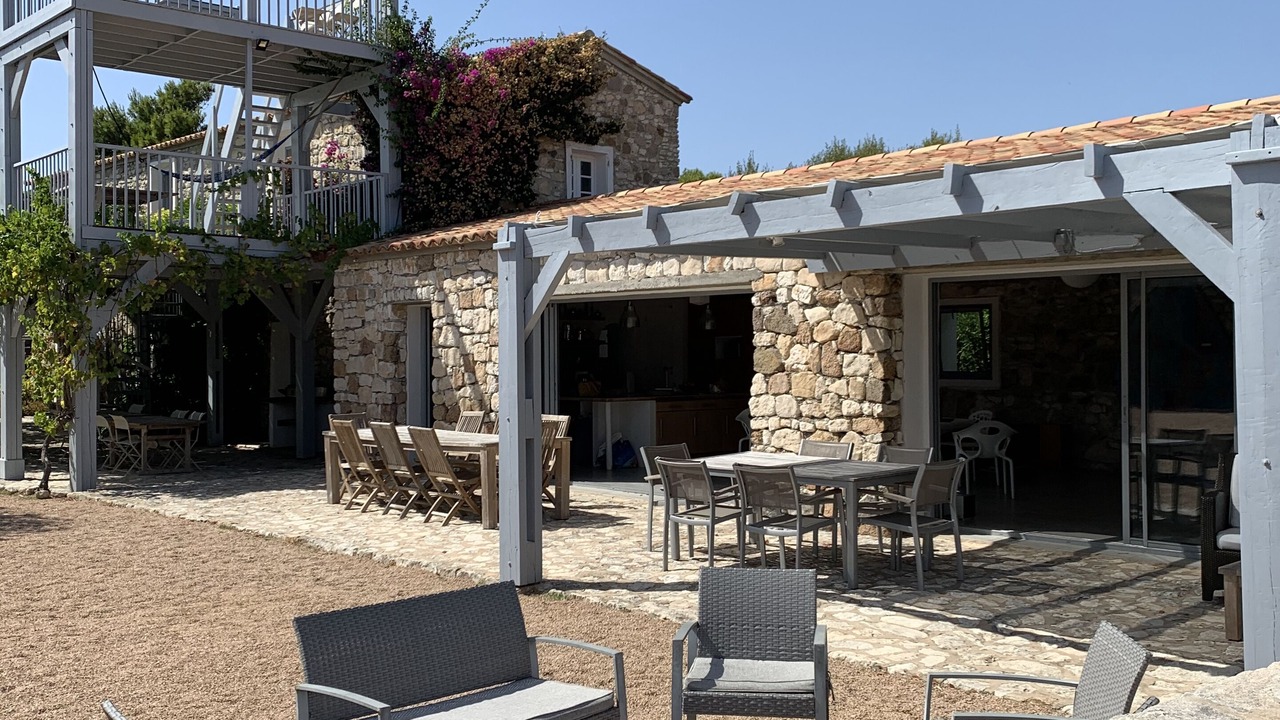 Photo of Outdoor in Bonifacio