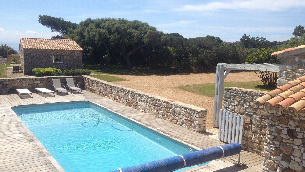 Photo of Outdoor in Bonifacio
