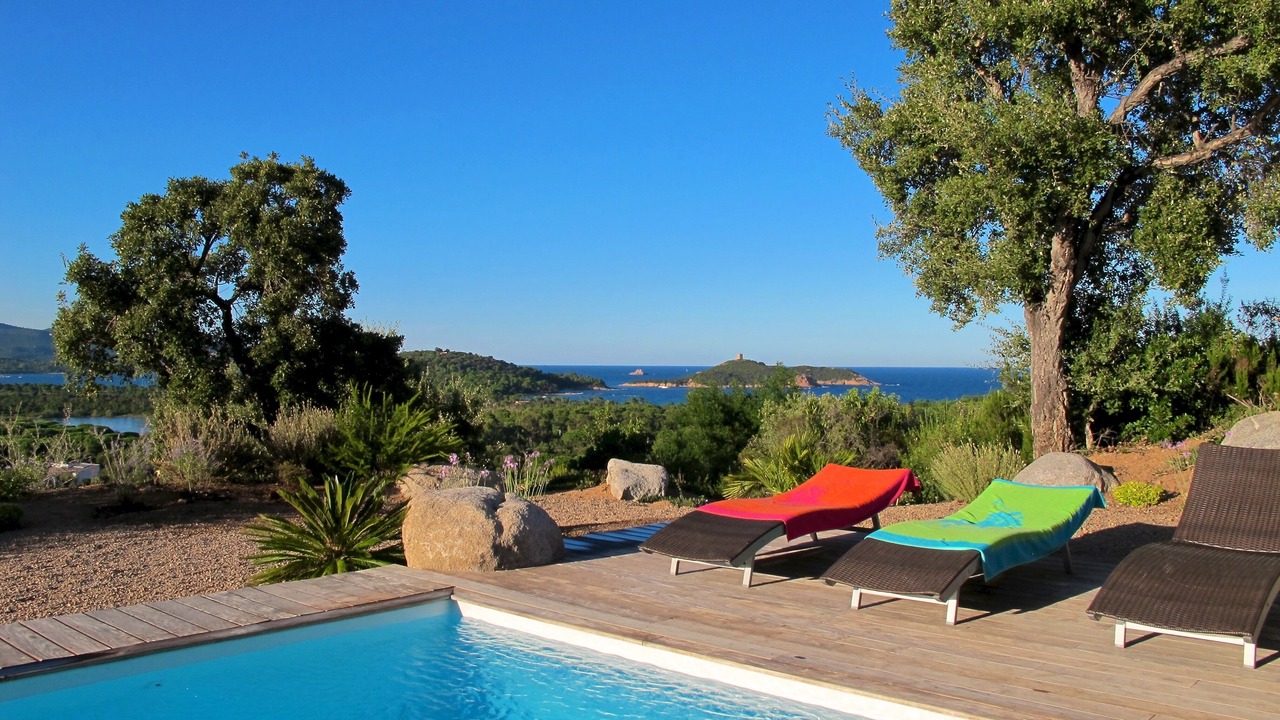 Photo of Outdoor in Cirendinu