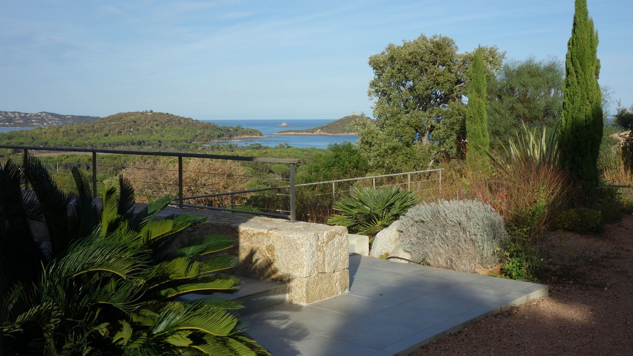 Photo of Outdoor in Cirendinu