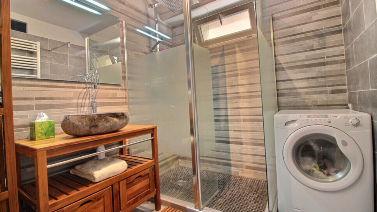 Photo of Bathroom in Calvi