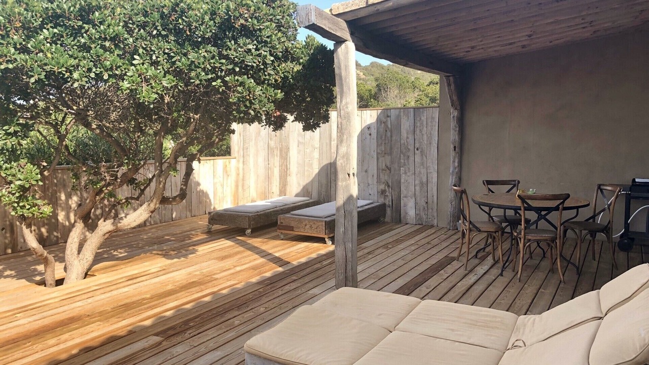 Photo of Outdoor in Bonifacio