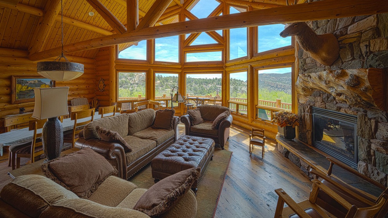 Photo of Livingroom in Escalante