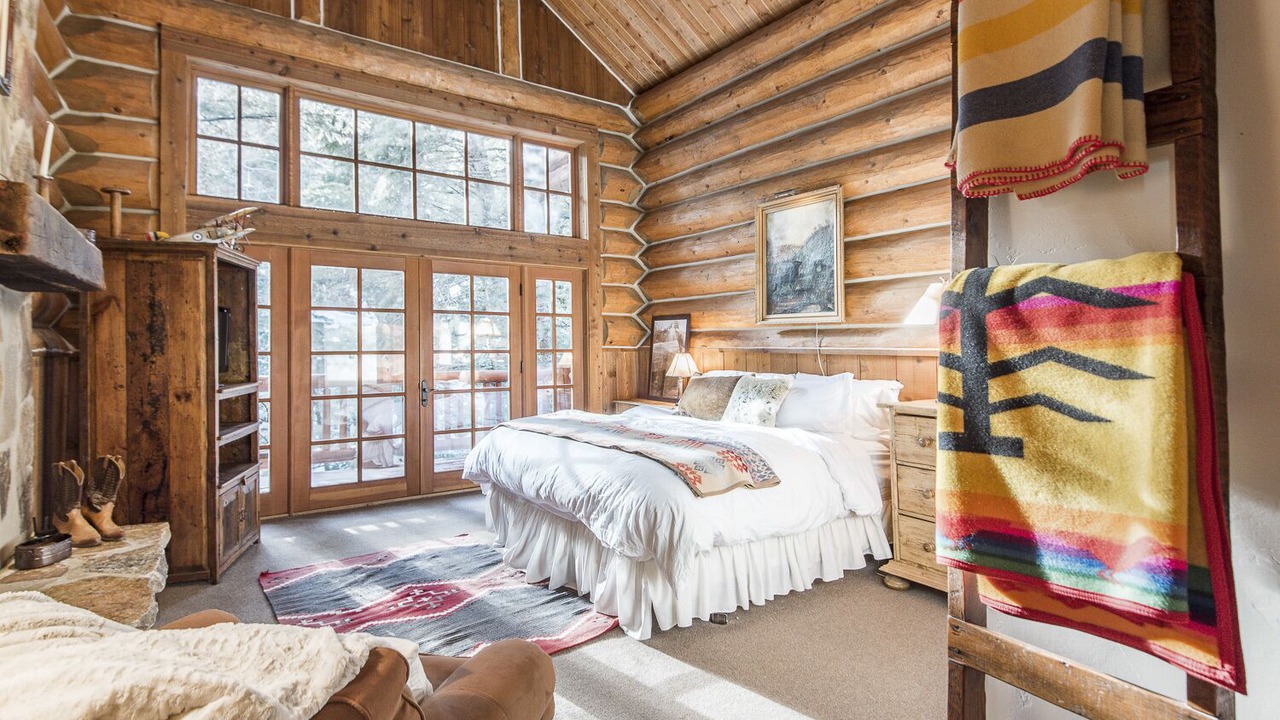 Photo of Bedroom in Sundance