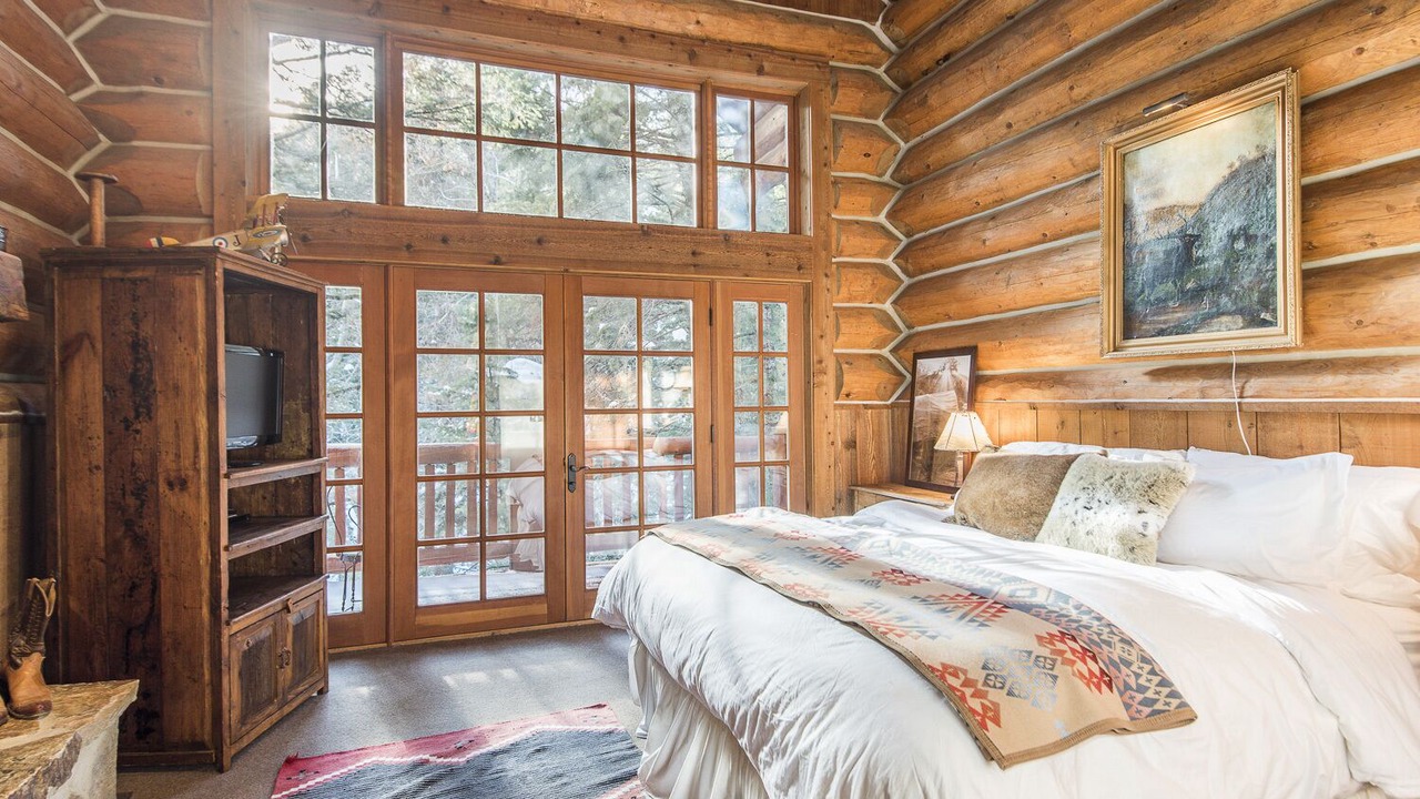 Photo of Bedroom in Sundance