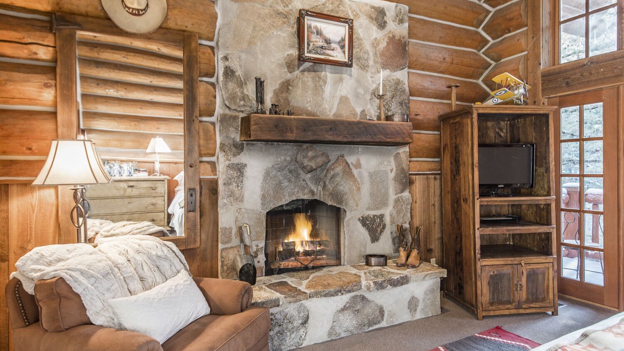 Photo of Livingroom in Sundance