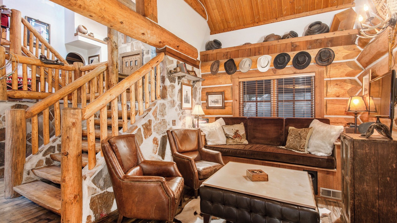Photo of Livingroom in Sundance