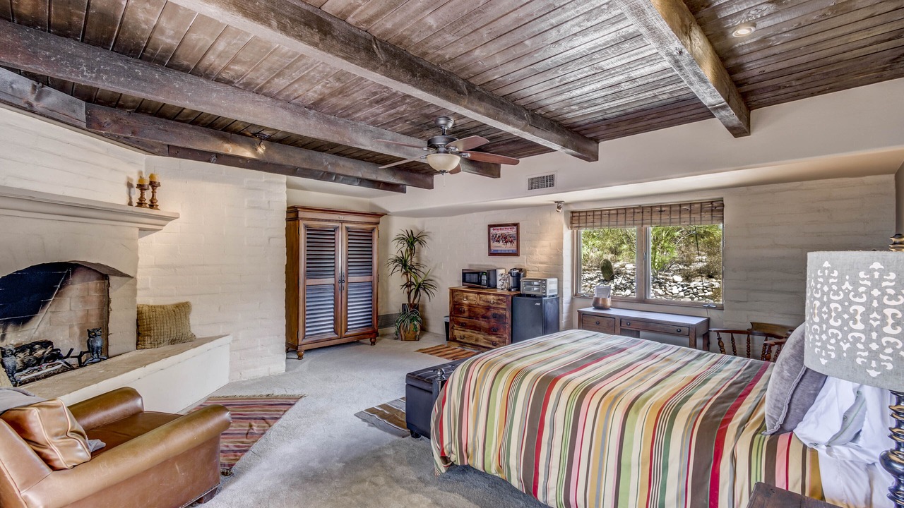Photo of Bedroom in Catalina Foothills Estates