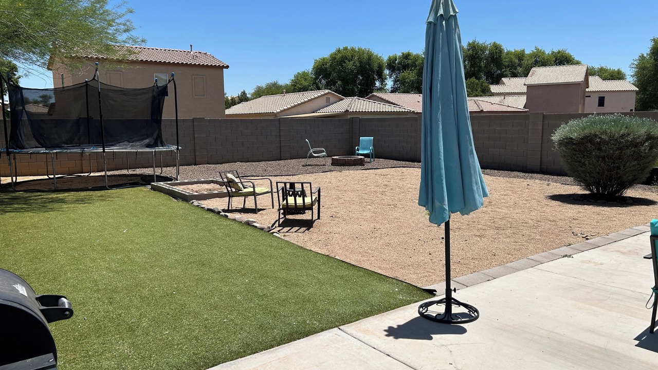 Photo of Outdoor in Roseview