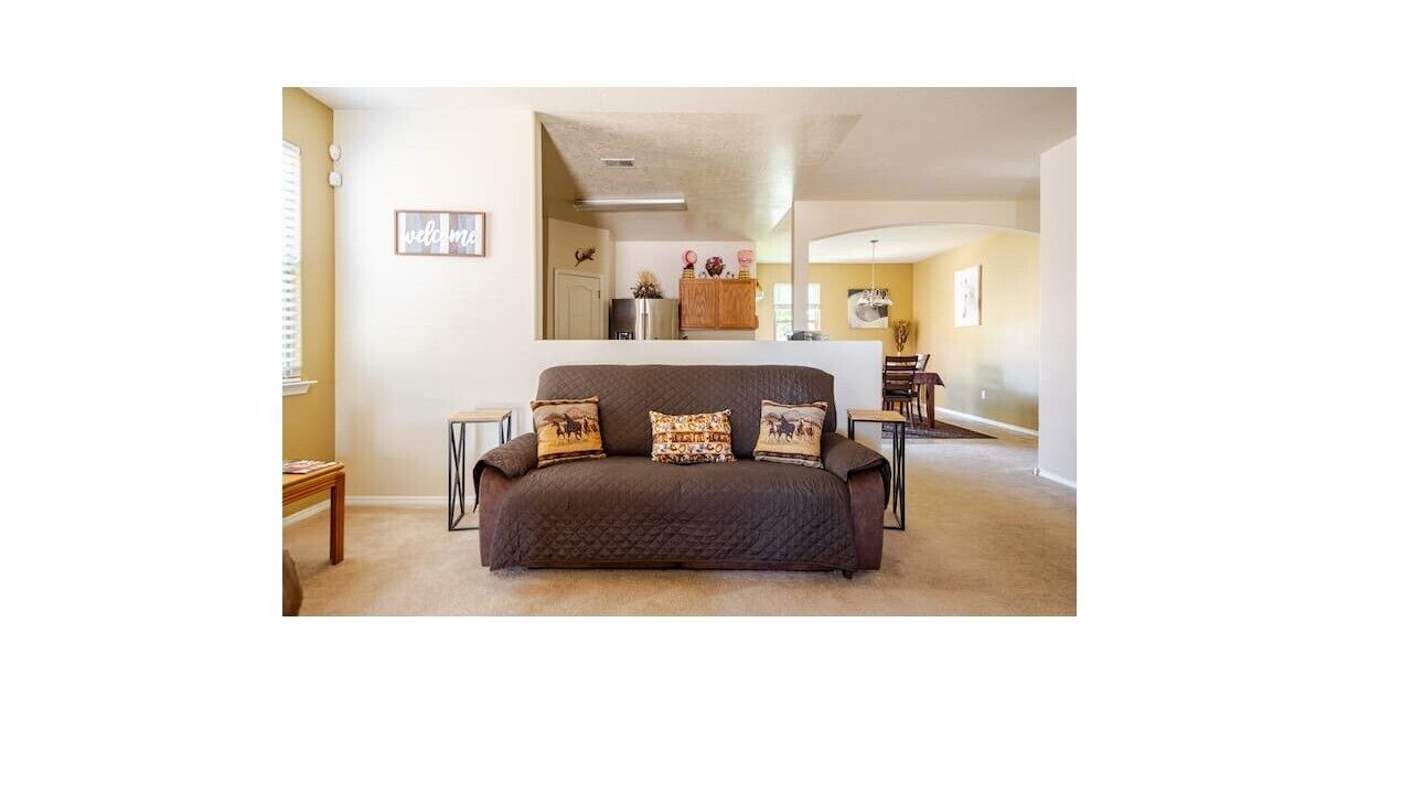 Photo of Livingroom in Westgate Heights