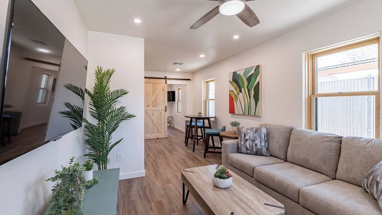 Photo of Livingroom in Downtown Tucson