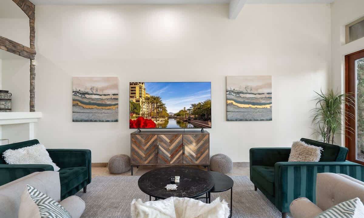 Photo of Livingroom in Arrowhead Ranch