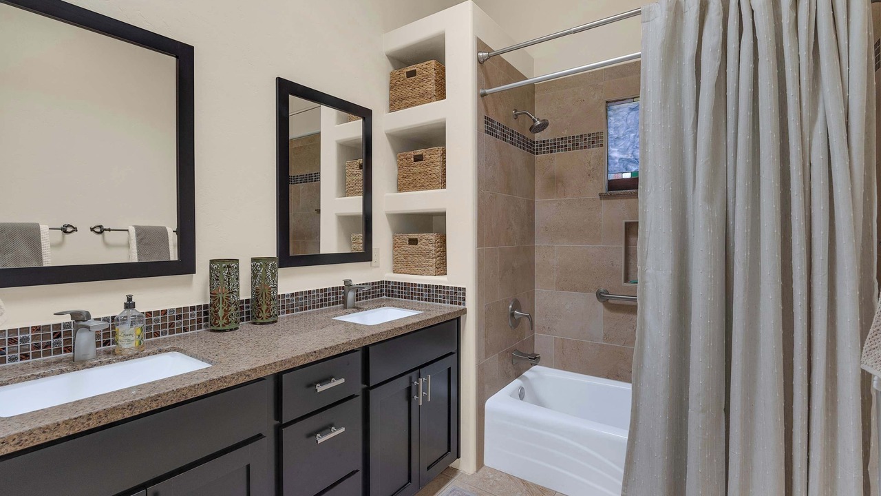 Photo of Bathroom in Tortolita