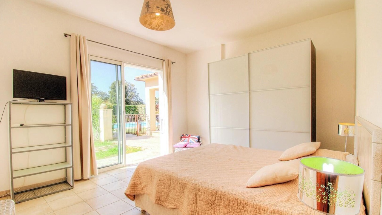 Photo of Bedroom in Cauro