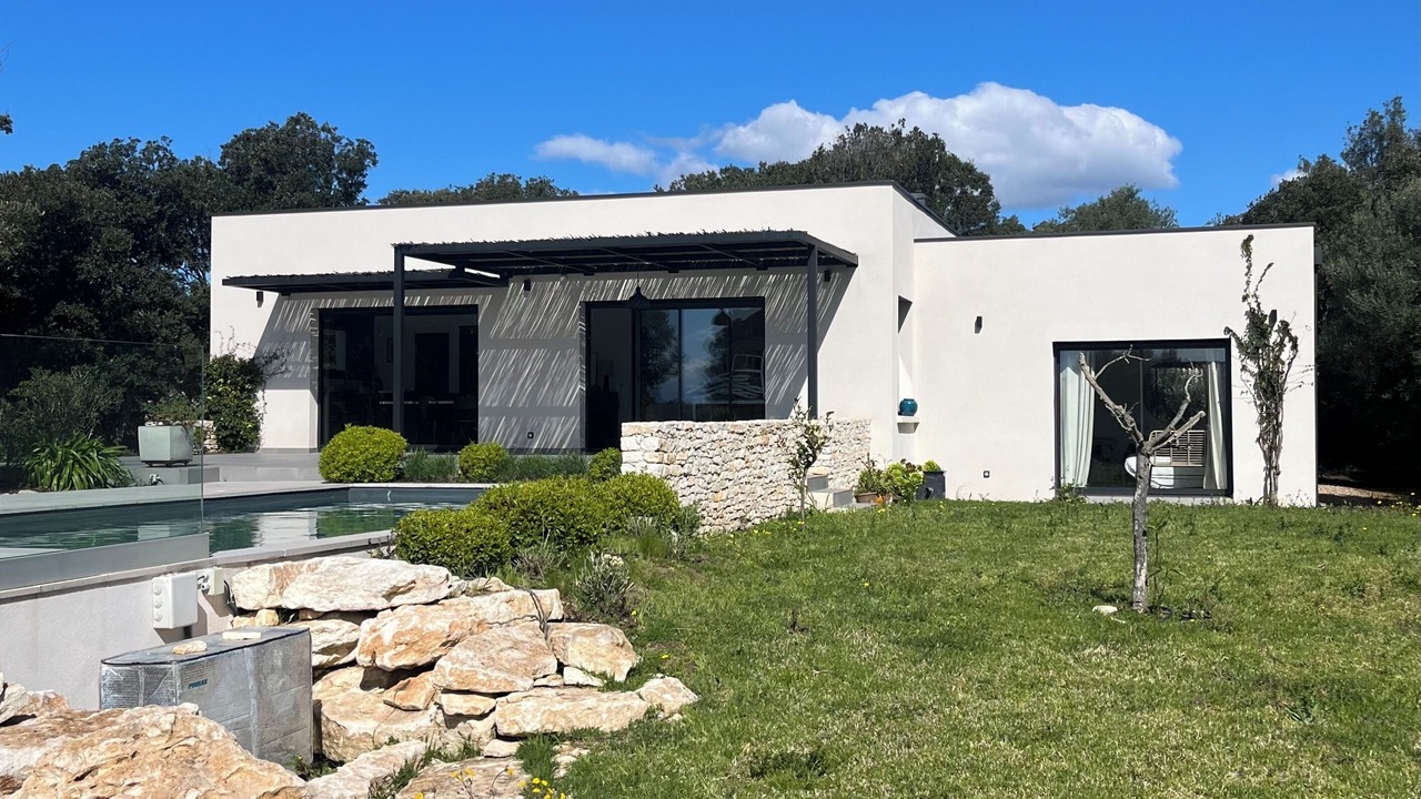 Photo of Outdoor in Bonifacio