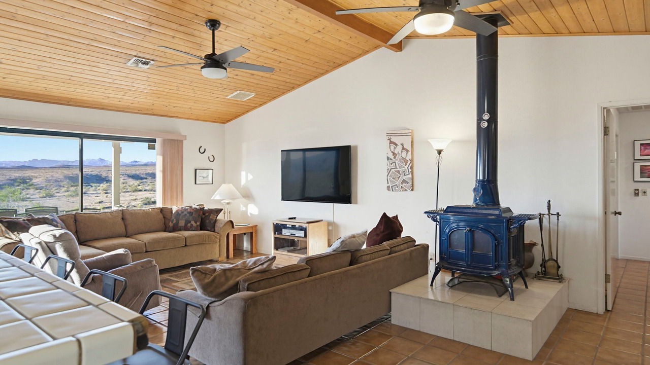 Photo of Livingroom in Golden Valley