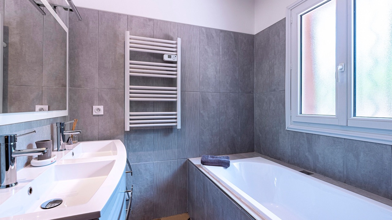 Photo of Bathroom in Eccica-Suarella