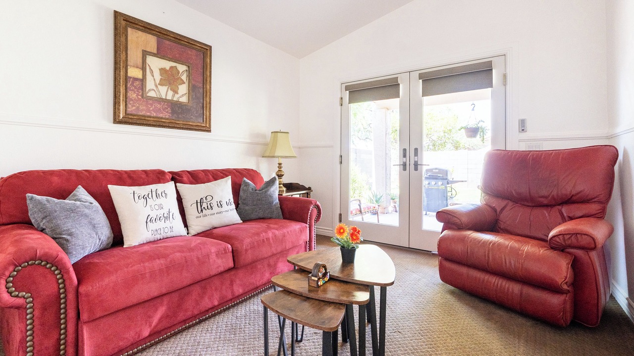 Photo of Livingroom in Gilbert