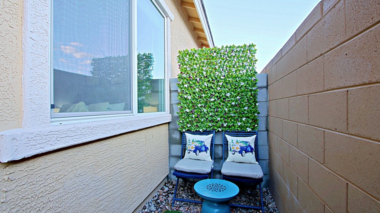 Photo of Patio Balcony in North Gateway