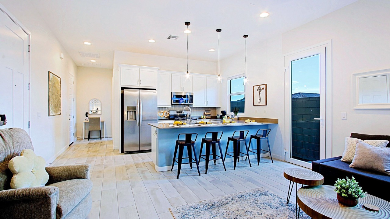 Photo of Livingroom in North Gateway