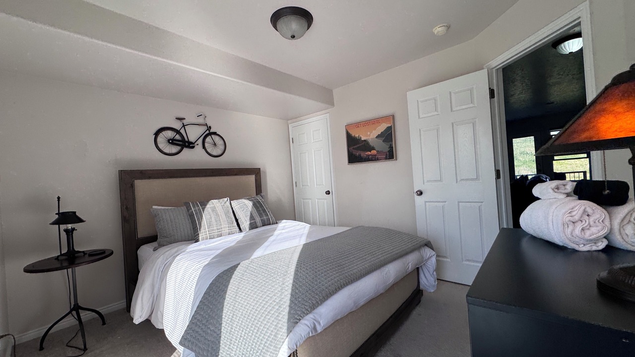 Photo of Bedroom in Eden