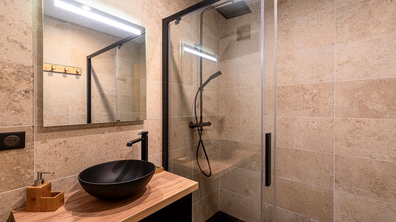 Photo of Bathroom in Porticcio