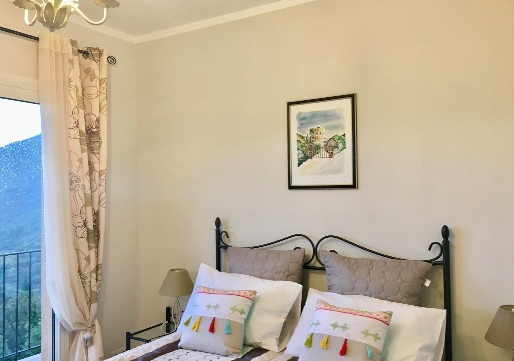 Photo of Bedroom in Arbellara