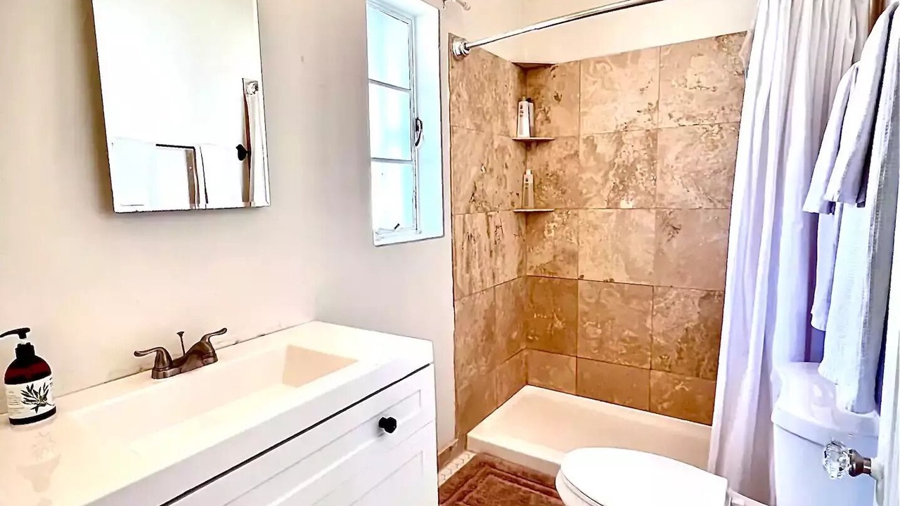Photo of Bathroom in Rincon Heights