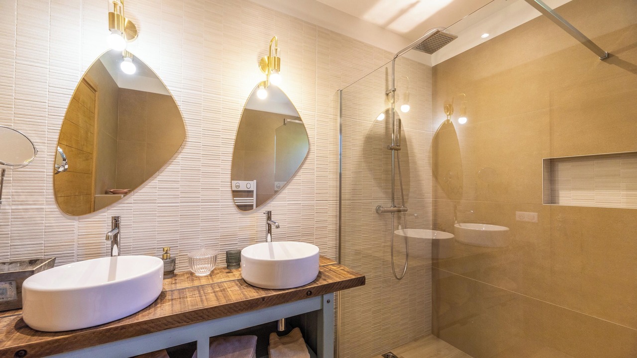 Photo of Bathroom in San-Gavino-di-Carbini
