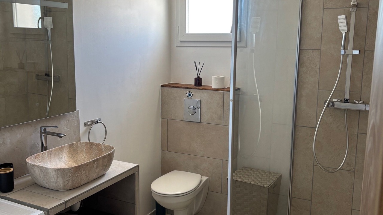 Photo of Bathroom in Solaro