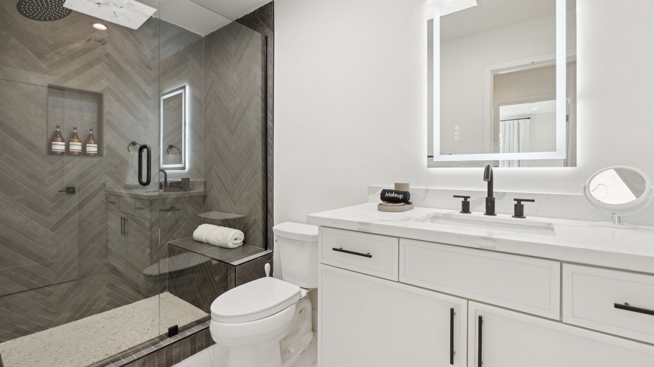 Photo of Bathroom in Raskin Estates
