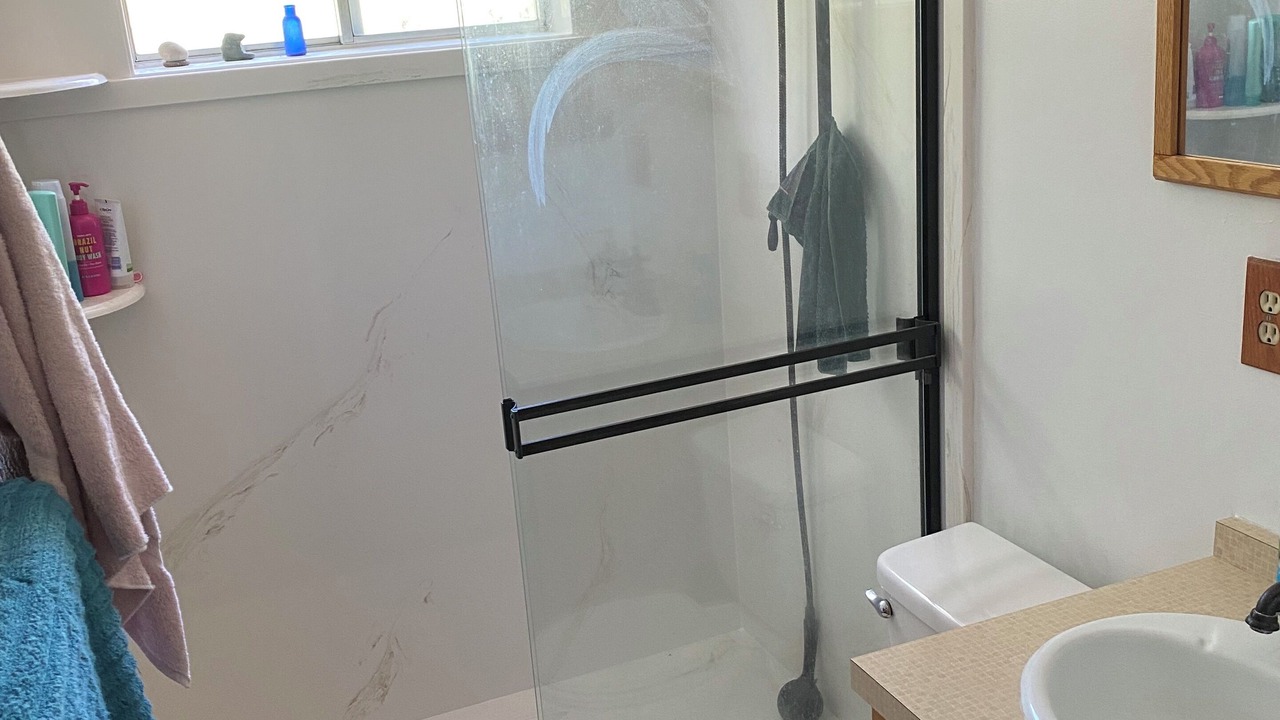 Photo of Bathroom in Garden City