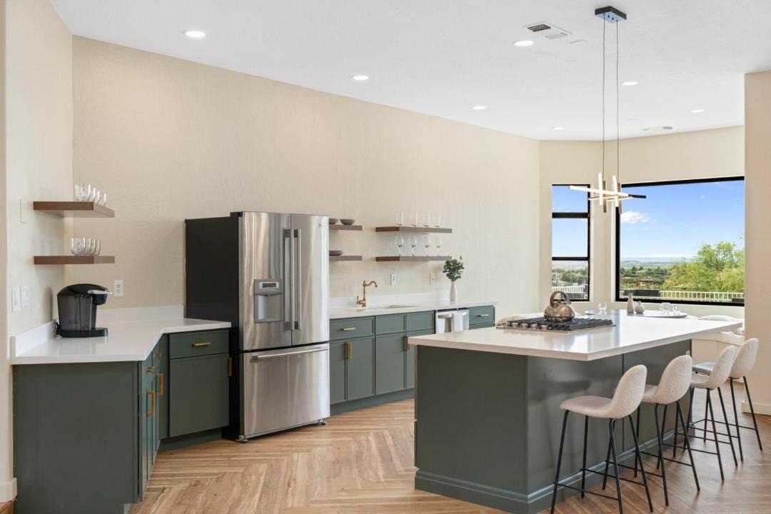 Photo of Kitchen in Cottonwood