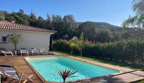 Deluxe Villa